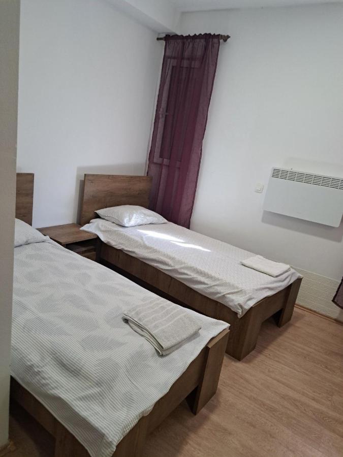 Villa Ika Плоче Екстериор снимка