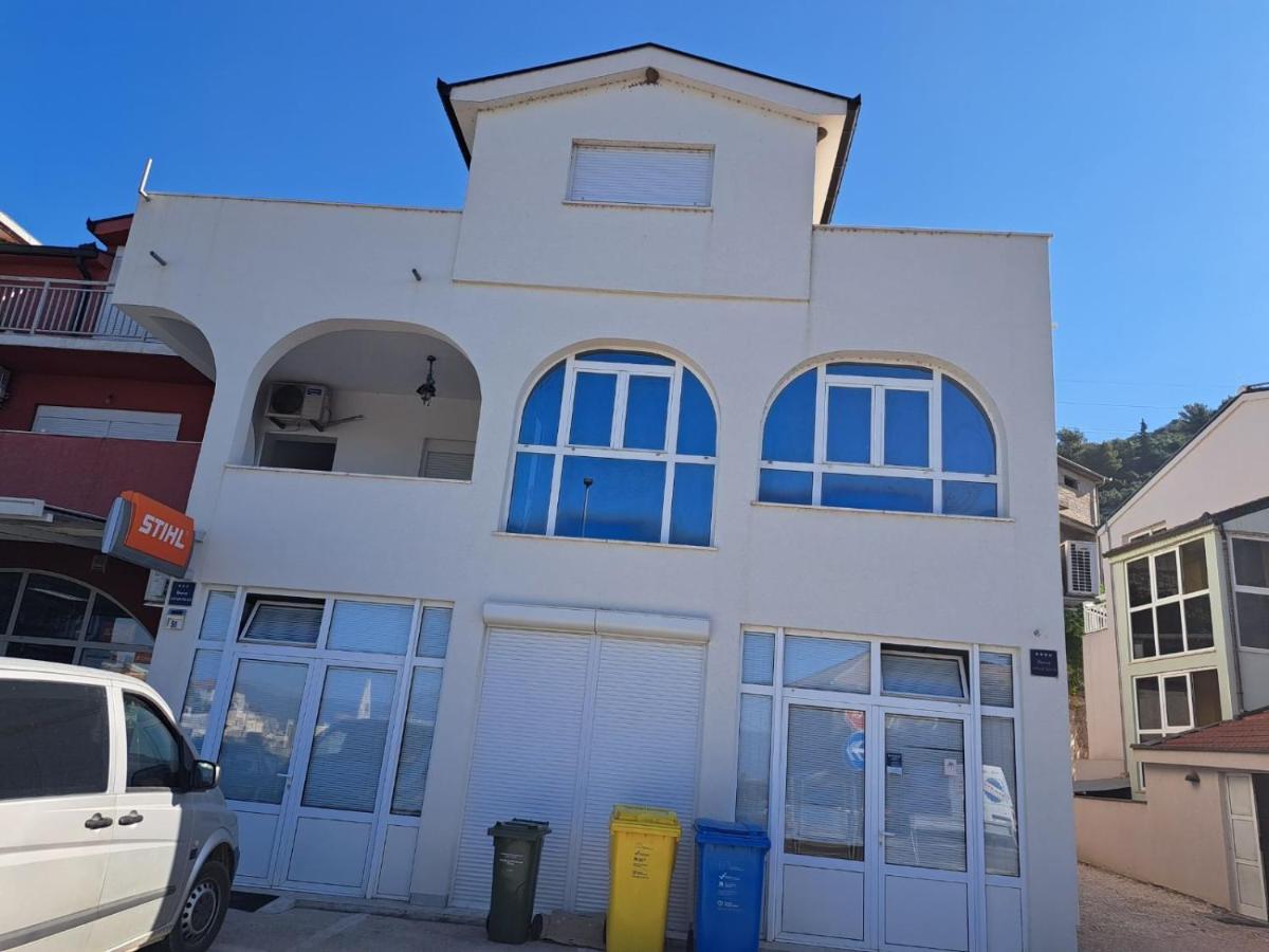 Villa Ika Плоче Екстериор снимка