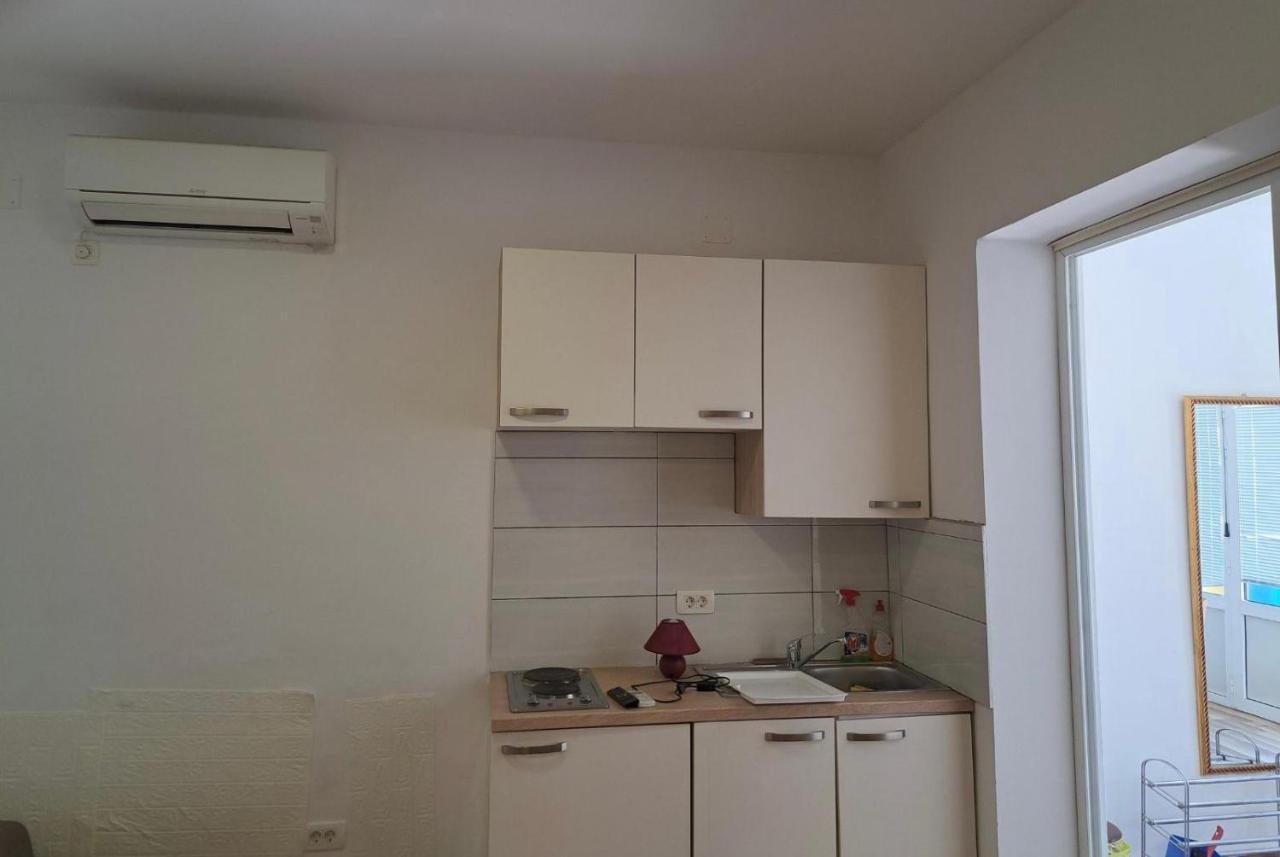Villa Ika Плоче Екстериор снимка