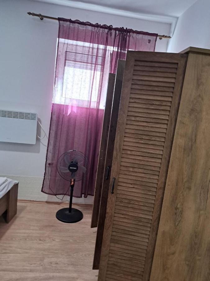 Villa Ika Плоче Екстериор снимка